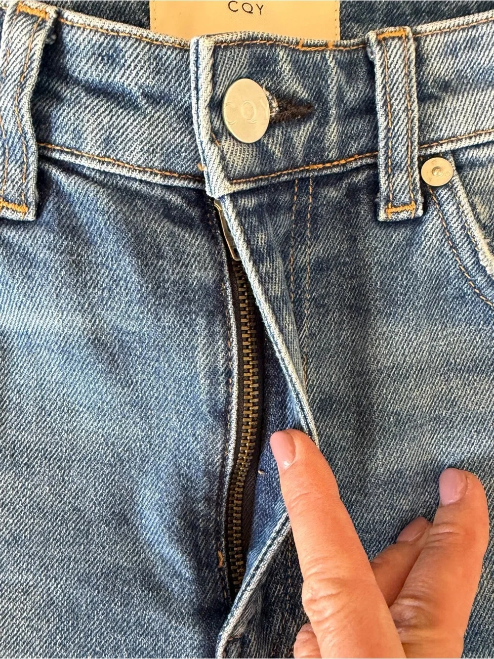 CQY Wes Crop Jean in Reverence Raw Hem size 26 - Picture 3 of 6